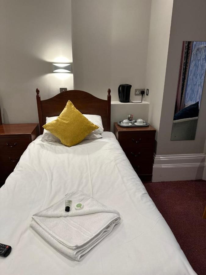 Hadleigh Hotel Eastbourne Eksteriør billede